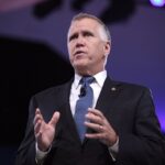 Republican Warns Trump 'Better Not' Do This