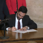 Trump-hating Mayor Orders Americans To Do What?